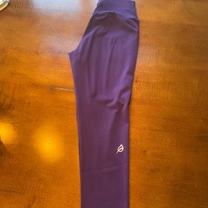 P’tula Taylor 23” inseam - Crushed Grape